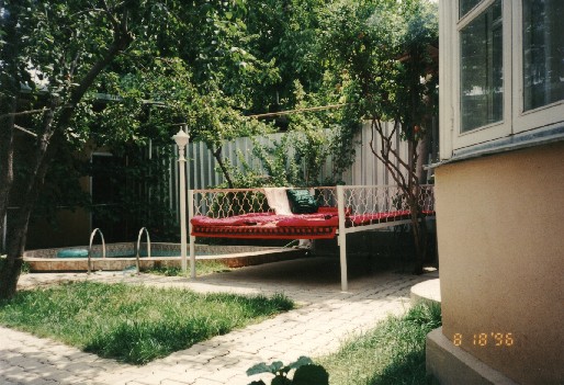 Uzbekkilainen oleskeluhuonekalu